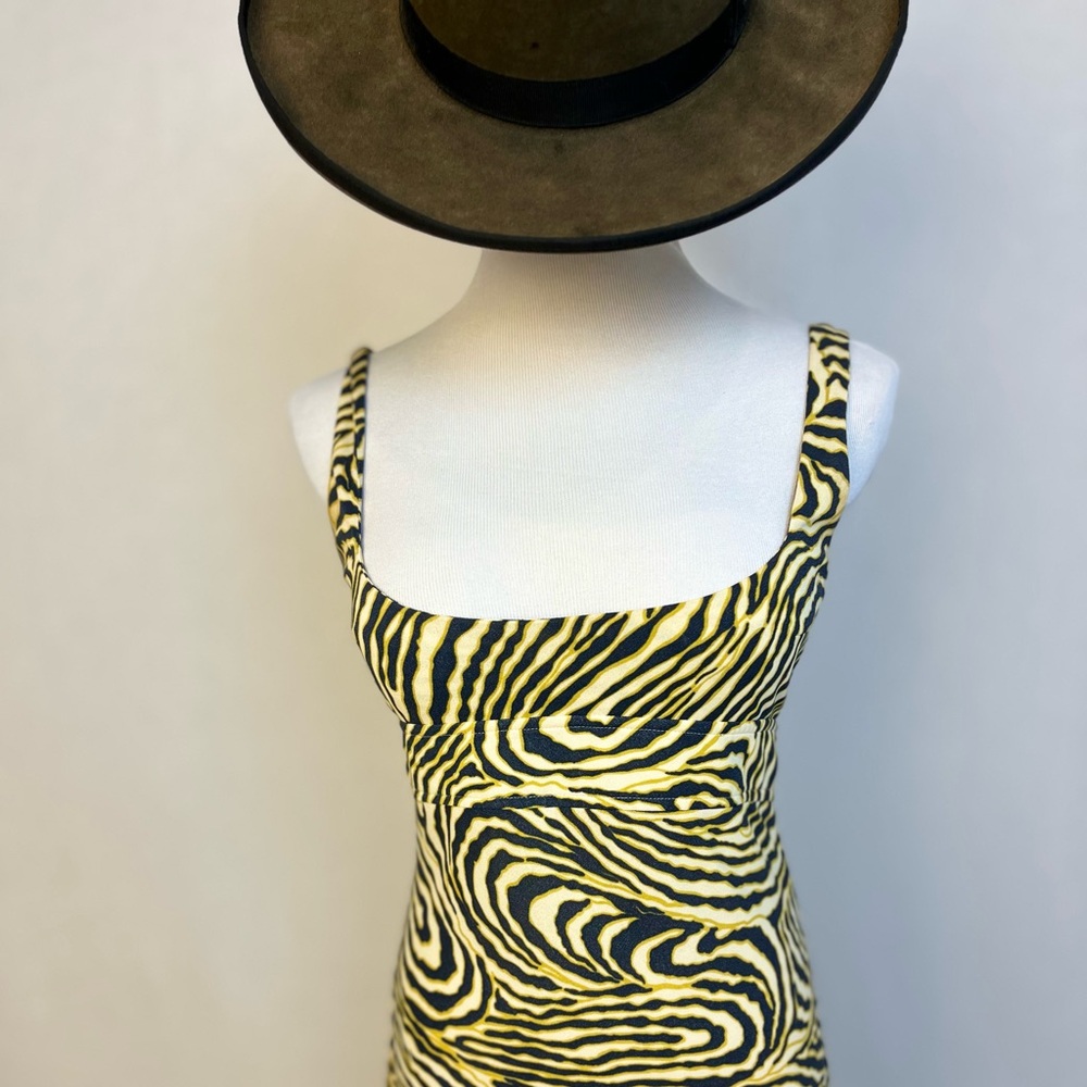 Vintage Anna Molinari Animal Print Bodycon Dress – Made in Italy, Pure Seduction